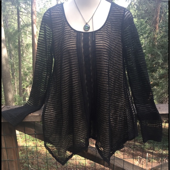 Max Studio Tops - Max Studio flowy black tulle top,vintage sheer long sleeve blouse